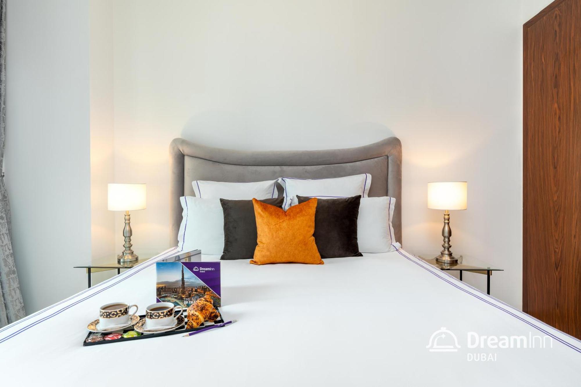דובאי Dream Inn Apartments - Burj Residences Burj Khalifa View מראה חיצוני תמונה